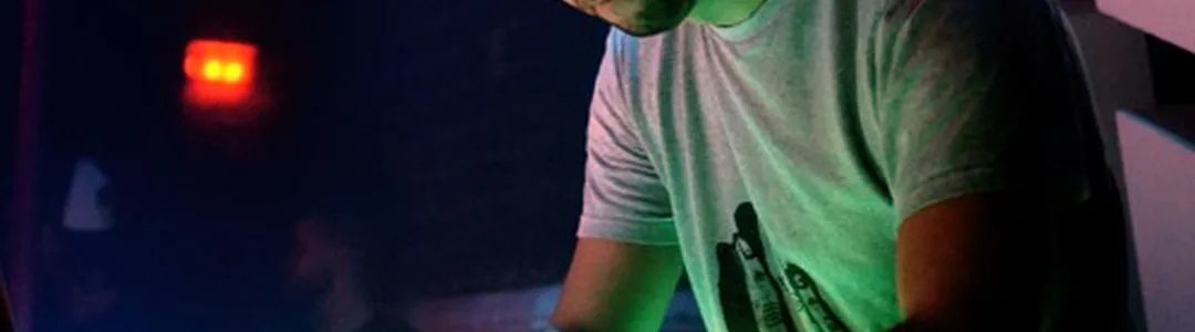 REWIRED LIVE: An Intimate Evening of Live Coaching