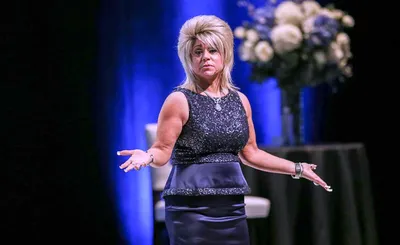 Theresa Caputo